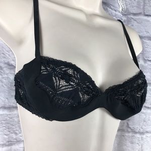 Victoria’s Secret Very Sexy Crochet‎ Bra Push-Up without Padding